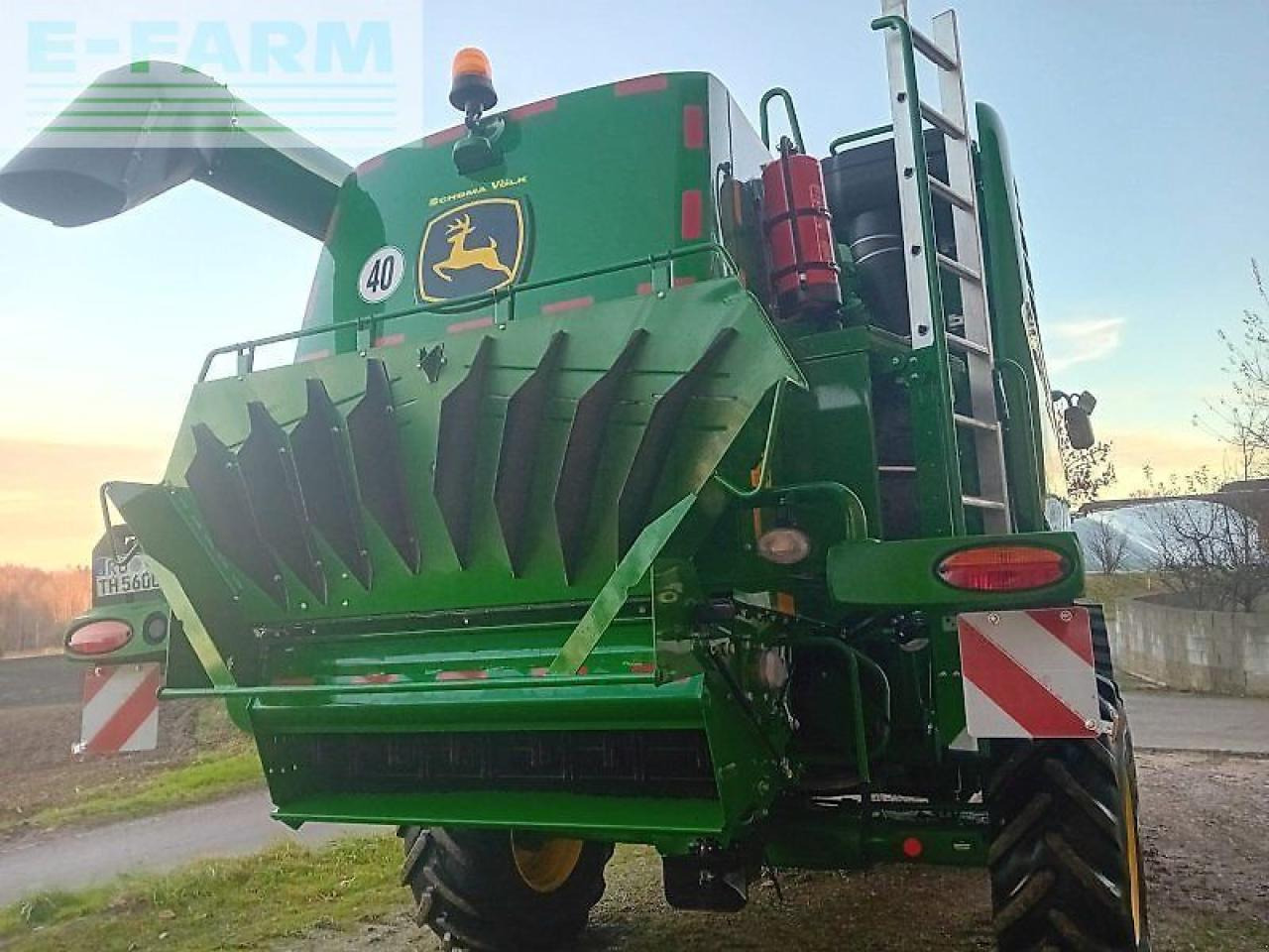 John Deere t 560 i - Combină de recoltat cereale: Foto 4 John Deere t 560 i - Combină de recoltat cereale: Foto 4
