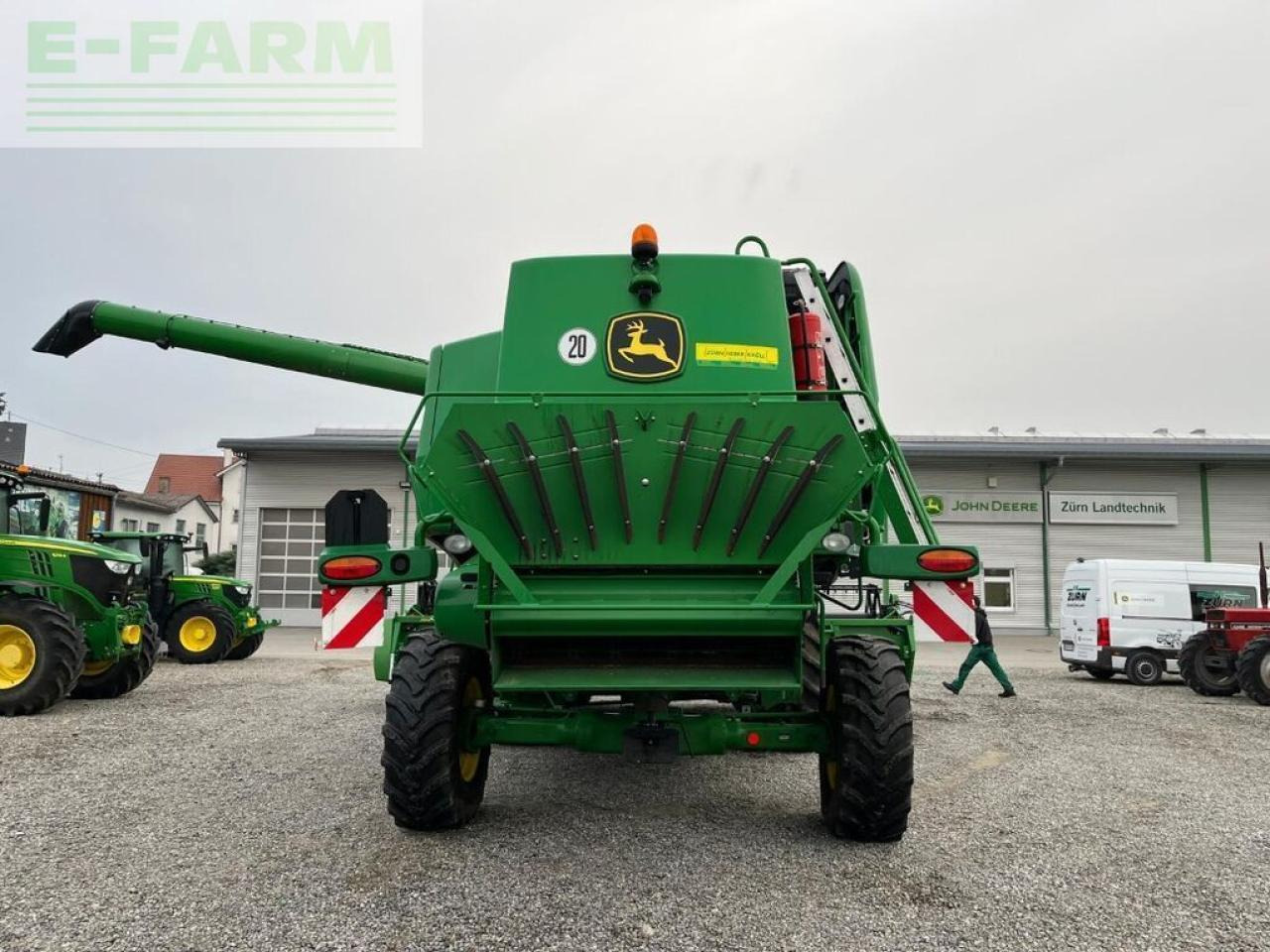 John Deere t550 hm (my19) - Combină de recoltat cereale: Foto 3 John Deere t550 hm (my19) - Combină de recoltat cereale: Foto 3