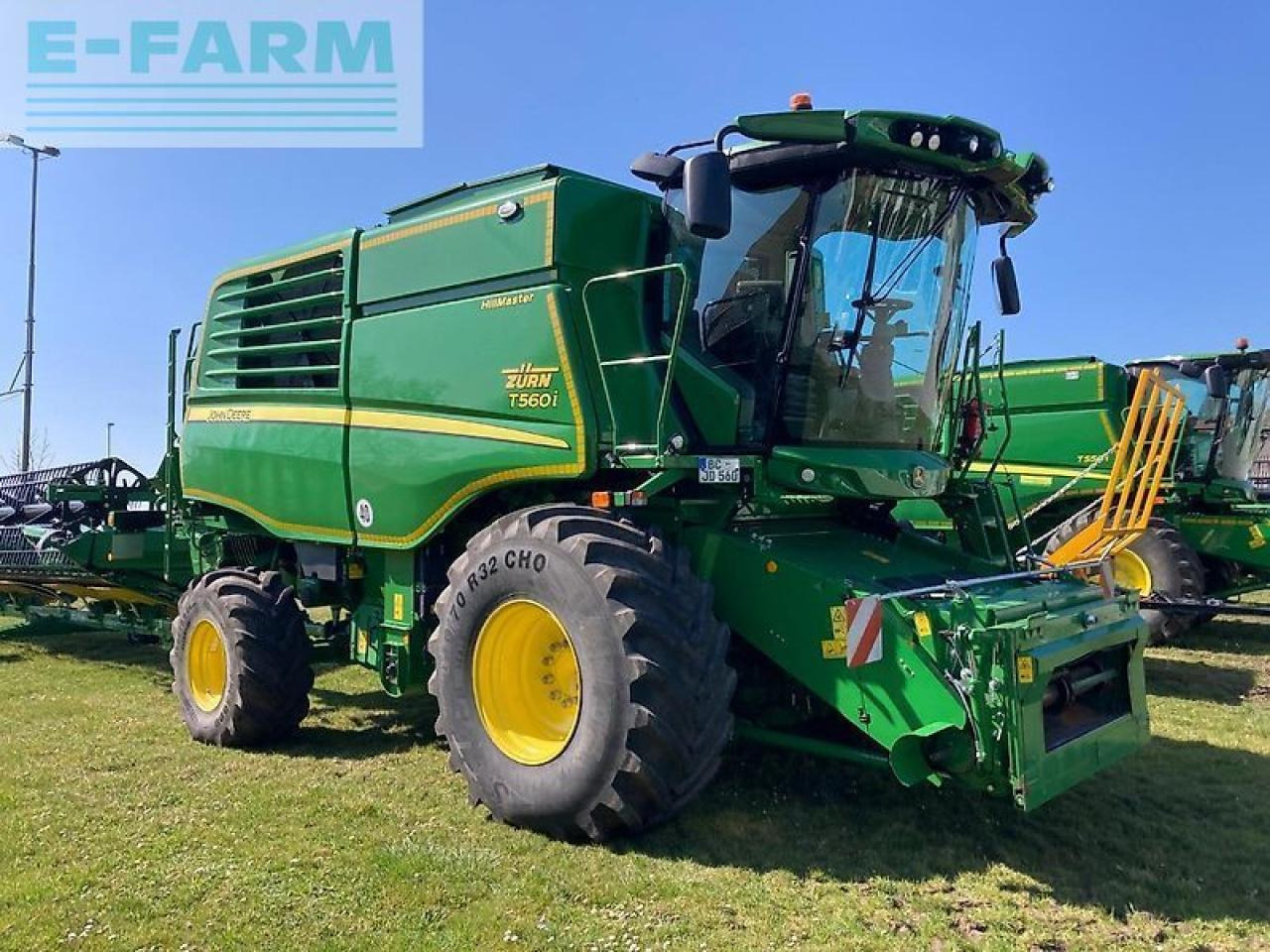 John Deere t560 hm - Combină de recoltat cereale: Foto 1 John Deere t560 hm - Combină de recoltat cereale: Foto 1