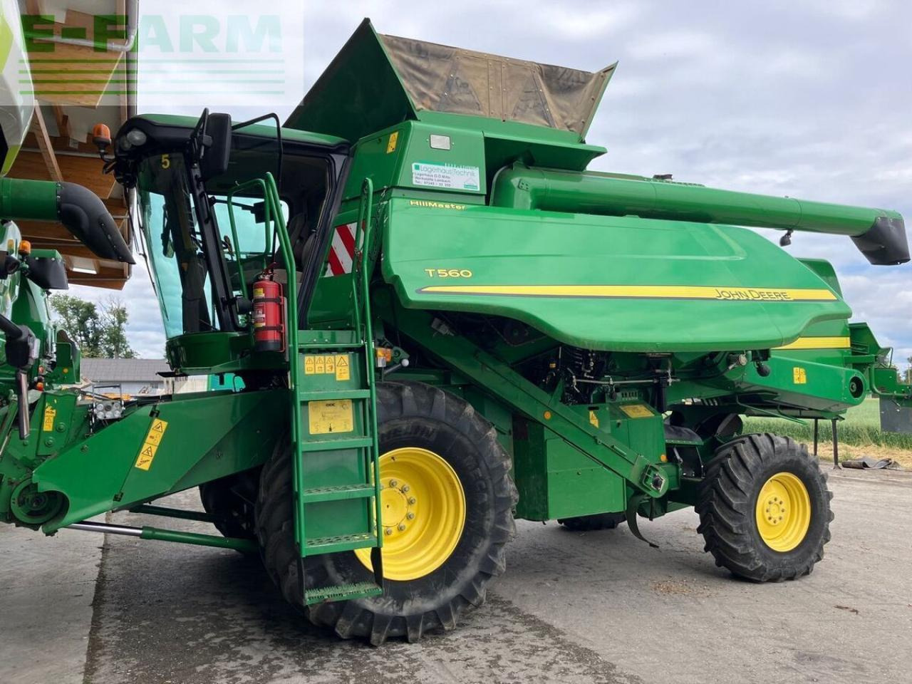 John Deere t560hm - Combină de recoltat cereale: Foto 1 John Deere t560hm - Combină de recoltat cereale: Foto 1