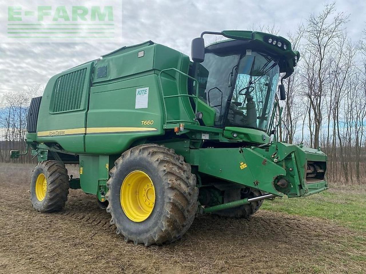 John Deere t660 - Combină de recoltat cereale: Foto 2 John Deere t660 - Combină de recoltat cereale: Foto 2