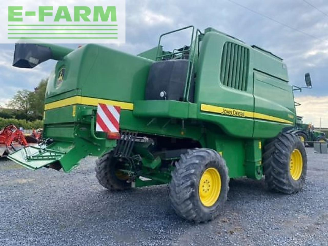 John Deere t660 - Combină de recoltat cereale: Foto 4 John Deere t660 - Combină de recoltat cereale: Foto 4