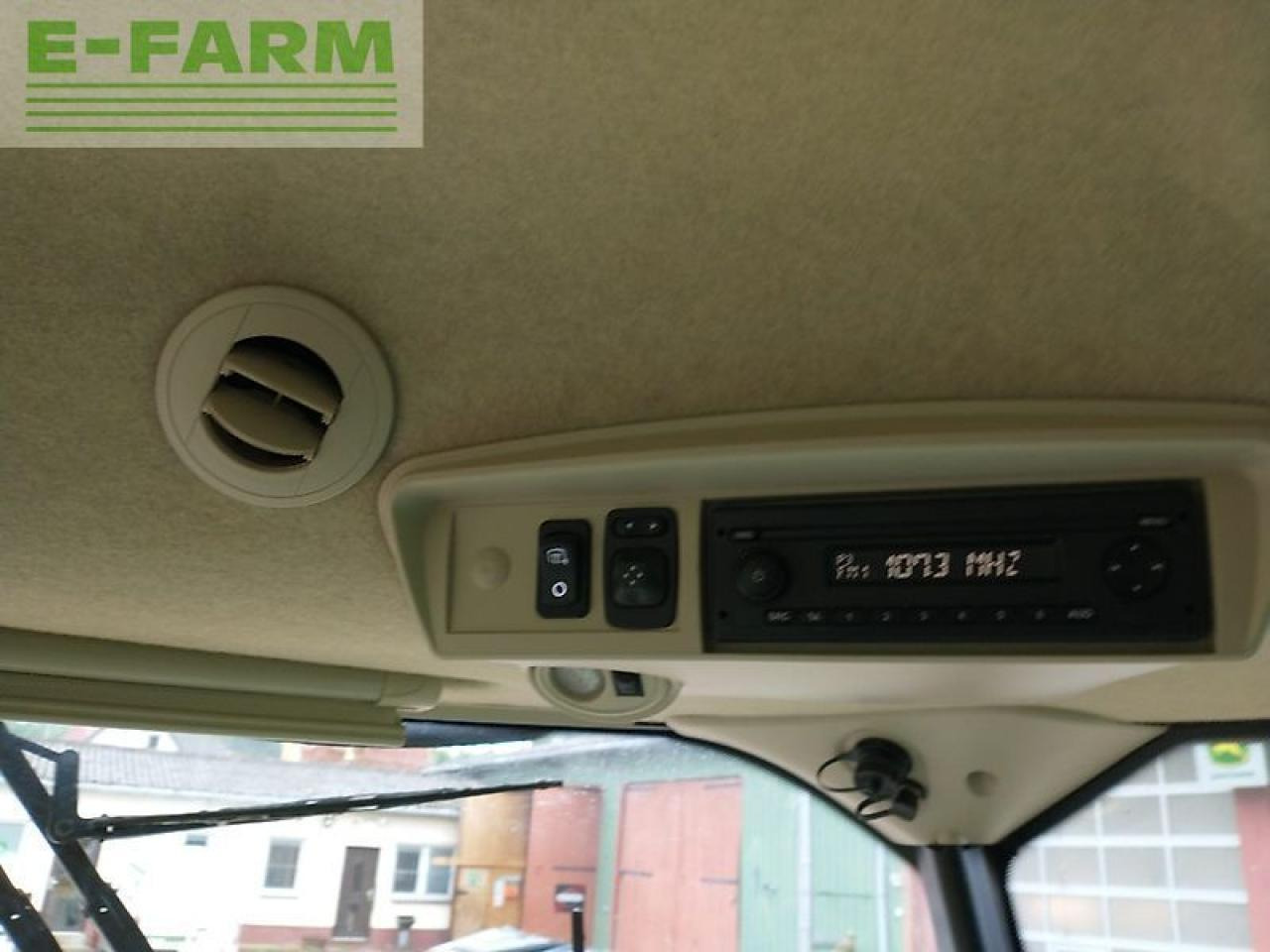 John Deere t660 my18 prod 20 - Combină de recoltat cereale: Foto 2 John Deere t660 my18 prod 20 - Combină de recoltat cereale: Foto 2
