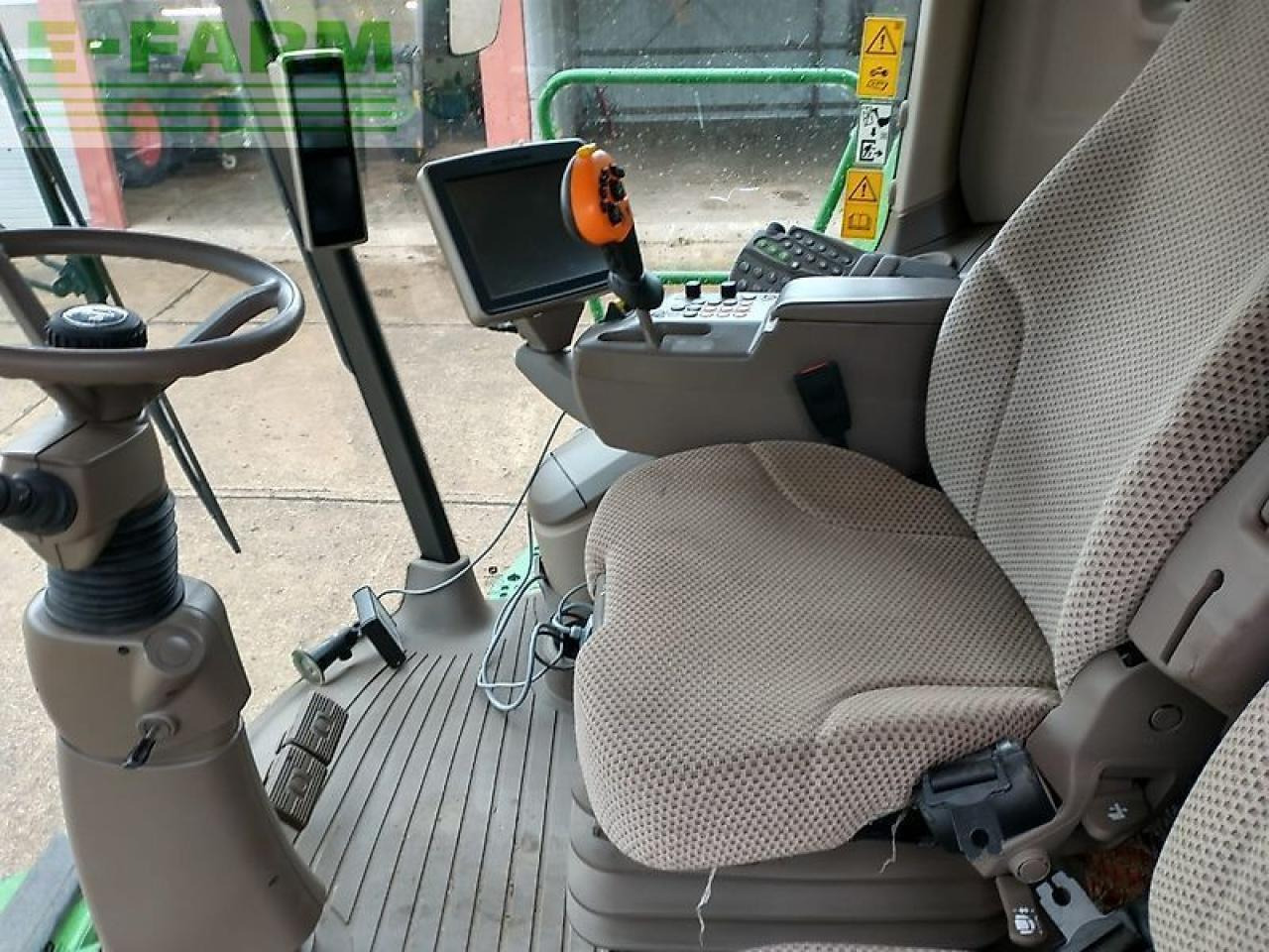 Combină de recoltat cereale John Deere t660 my18 prod 20: Foto 6