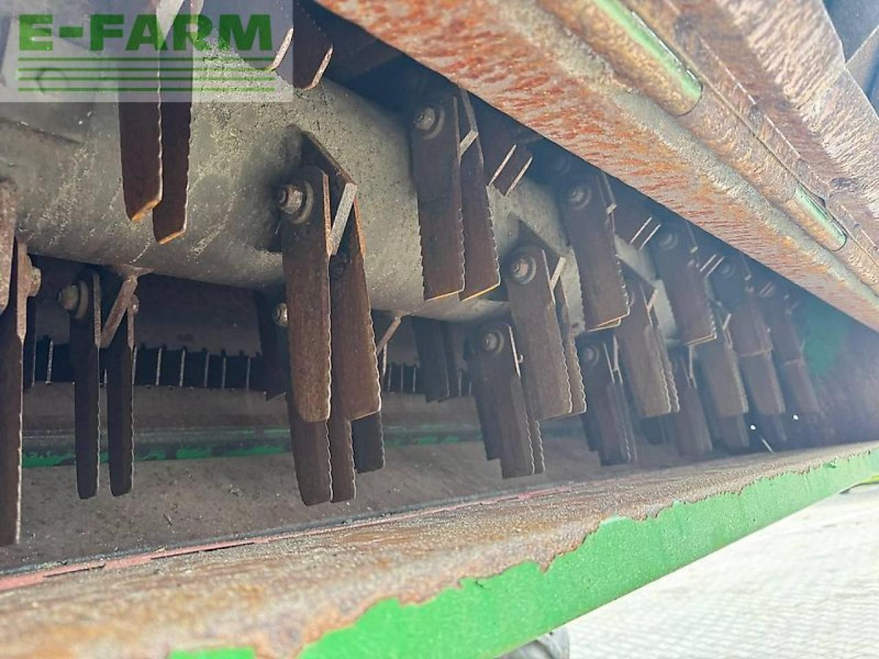 Combină de recoltat cereale John Deere t670: Foto 16 Combină de recoltat cereale John Deere t670: Foto 16