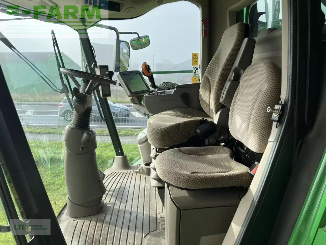 John Deere t670 - Combină de recoltat cereale: Foto 2 John Deere t670 - Combină de recoltat cereale: Foto 2