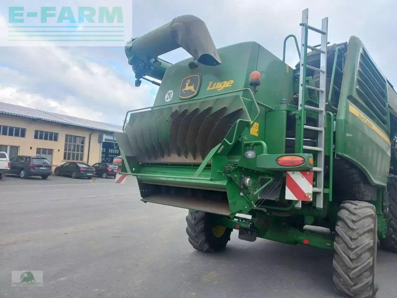 John Deere t670 hm - Combină de recoltat cereale: Foto 4 John Deere t670 hm - Combină de recoltat cereale: Foto 4