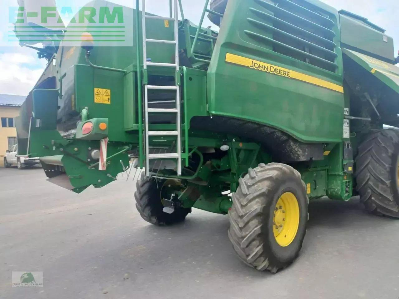 John Deere t670 hm - Combină de recoltat cereale: Foto 3 John Deere t670 hm - Combină de recoltat cereale: Foto 3