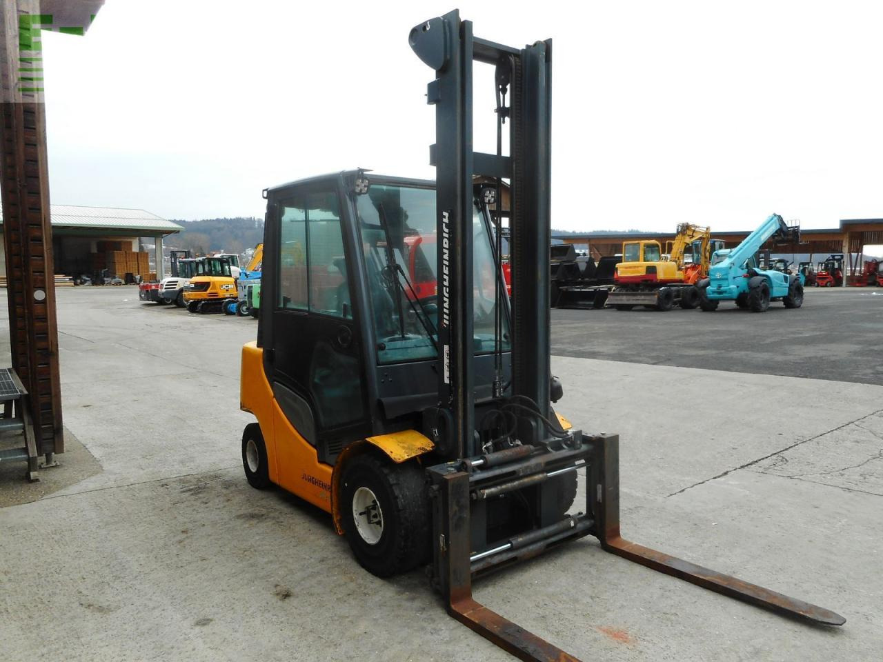 Jungheinrich dfg 430s mit seitenschieber und zinkenverstellun - Motostivuitor: Foto 5 Jungheinrich dfg 430s mit seitenschieber und zinkenverstellun - Motostivuitor: Foto 5