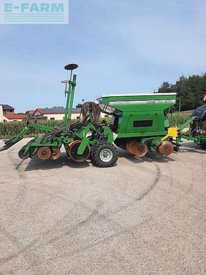 Kerner eros ea 300 - Semănătoare: Foto 1 Kerner eros ea 300 - Semănătoare: Foto 1