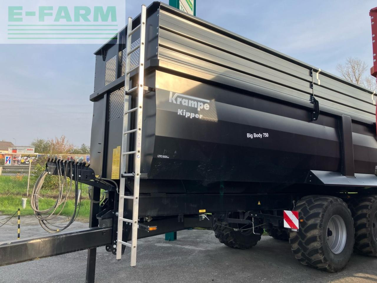 Krampe BigBody 750 - Remorcă autobasculantă agricolă: Foto 2 Krampe BigBody 750 - Remorcă autobasculantă agricolă: Foto 2