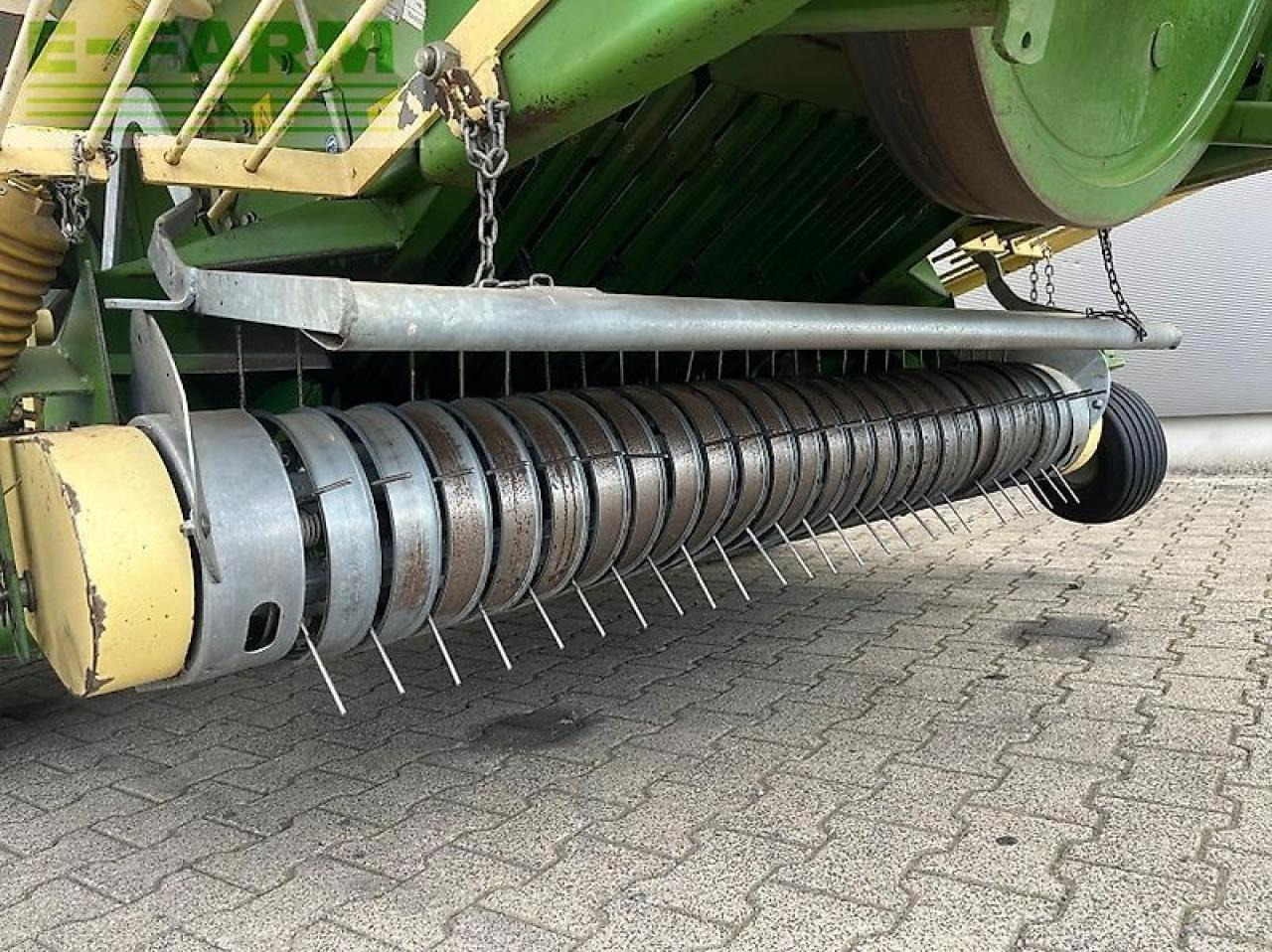 Krone big pack 120-80 - Presă baloţi dreptunghiulari: Foto 5 Krone big pack 120-80 - Presă baloţi dreptunghiulari: Foto 5