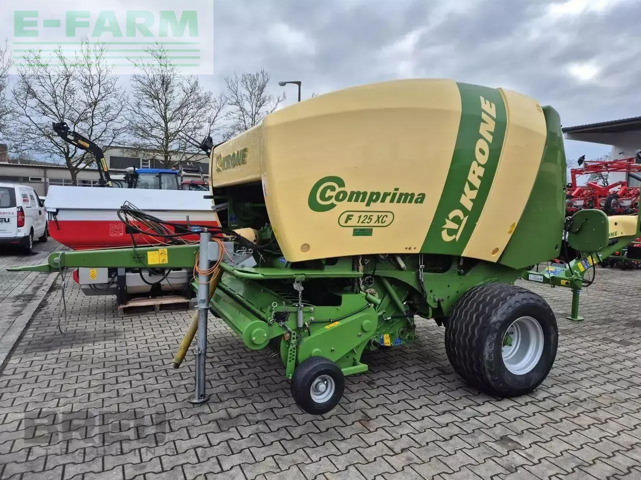 Krone comprima f 125 xc - Presă baloţi dreptunghiulari: Foto 2 Krone comprima f 125 xc - Presă baloţi dreptunghiulari: Foto 2
