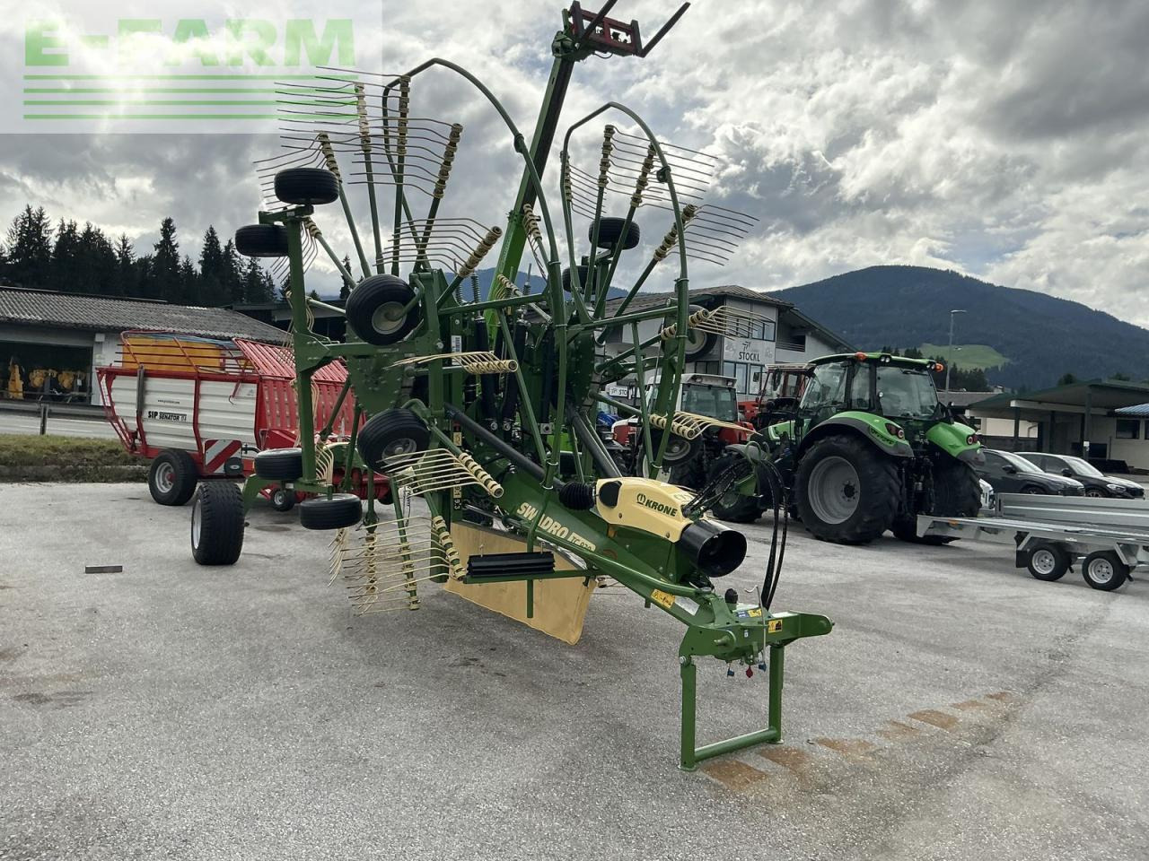 Krone doppelschwader tc 930 - Maşină de întors fânul: Foto 2 Krone doppelschwader tc 930 - Maşină de întors fânul: Foto 2