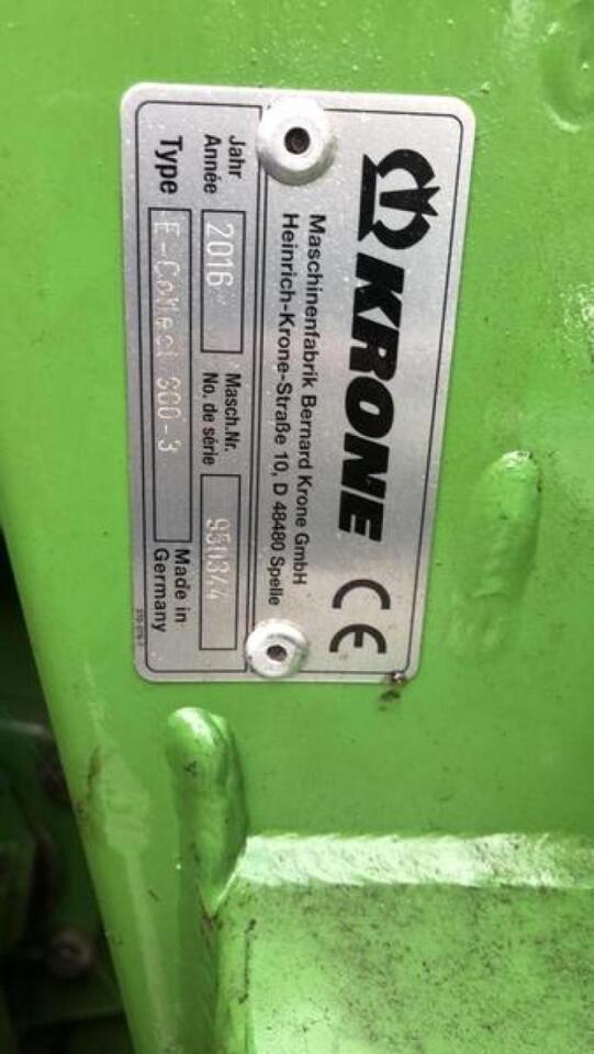 Krone easycollekt900-3 - Utilaje pentru maşină de recoltat furaj: Foto 4 Krone easycollekt900-3 - Utilaje pentru maşină de recoltat furaj: Foto 4