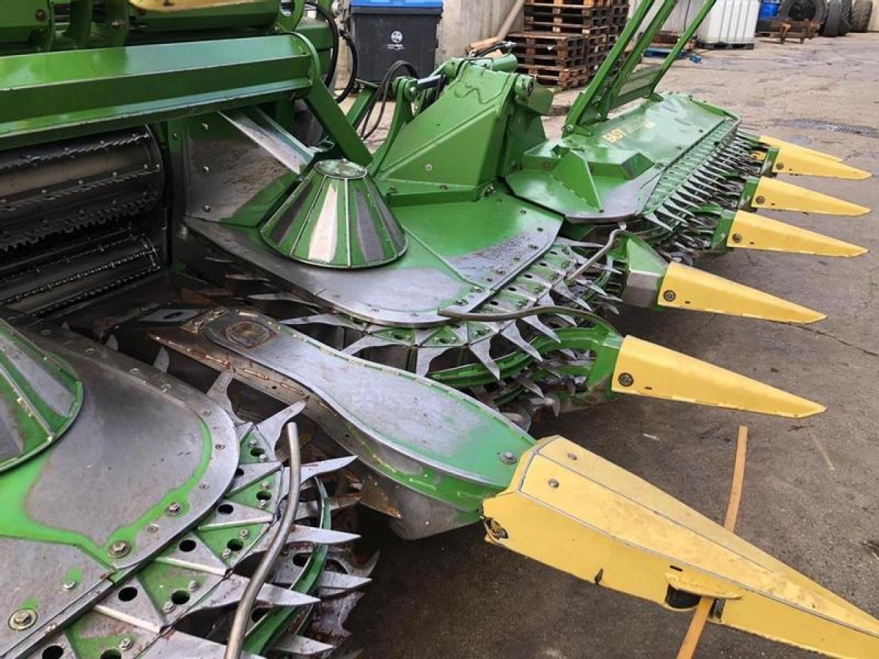 Krone easycollekt900-3 - Utilaje pentru maşină de recoltat furaj: Foto 2 Krone easycollekt900-3 - Utilaje pentru maşină de recoltat furaj: Foto 2