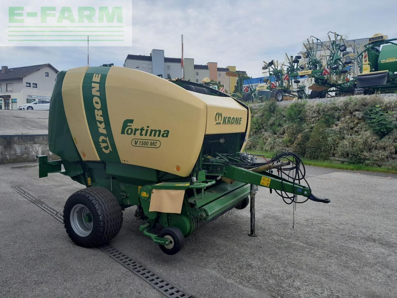 Krone fortima v 1500 multi cut 3.499 ballen - Presă baloţi dreptunghiulari: Foto 3 Krone fortima v 1500 multi cut 3.499 ballen - Presă baloţi dreptunghiulari: Foto 3