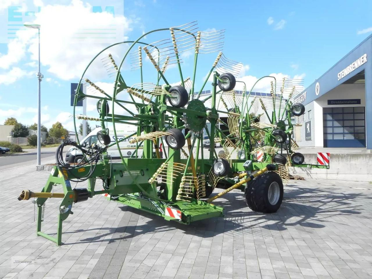 Krone swadro 1400 plus - Maşină de întors fânul: Foto 1 Krone swadro 1400 plus - Maşină de întors fânul: Foto 1