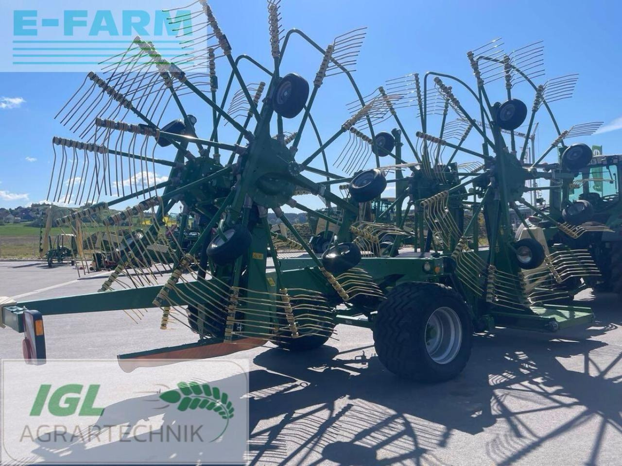 Krone swadro tc 1370 - Maşină de întors fânul: Foto 4 Krone swadro tc 1370 - Maşină de întors fânul: Foto 4