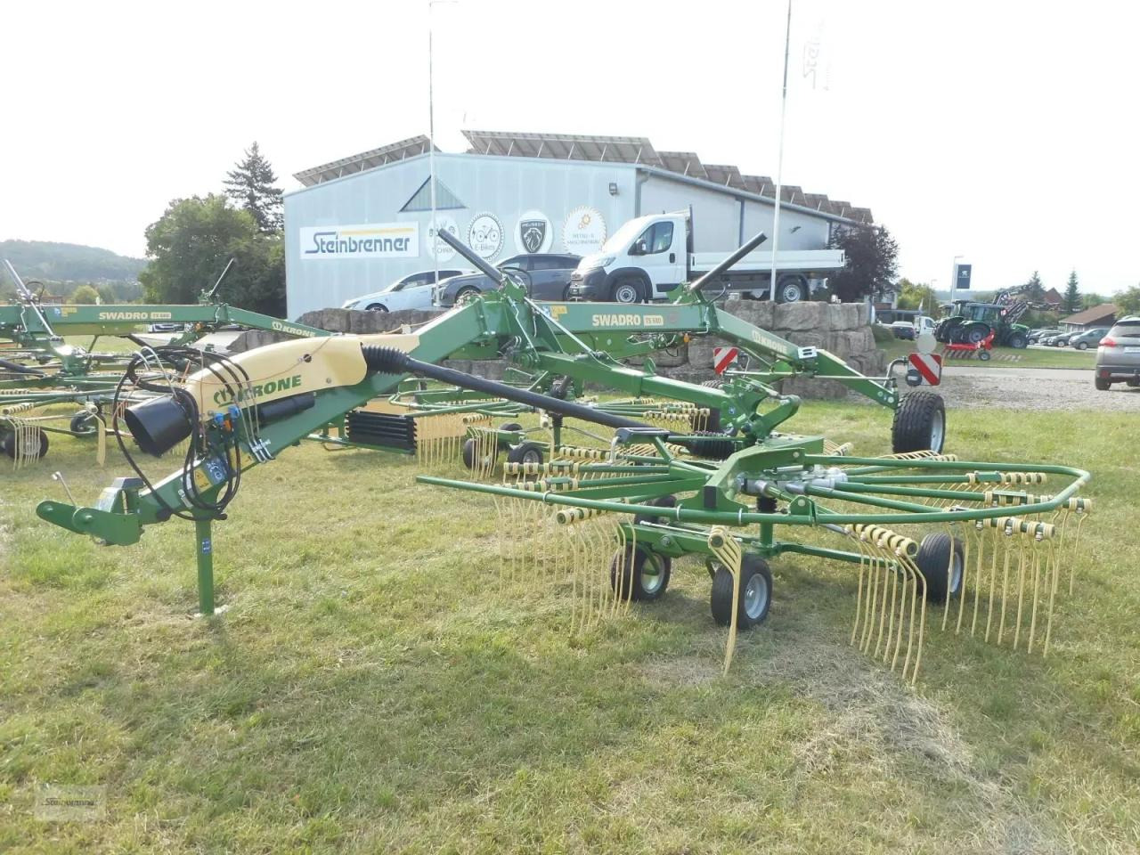Krone swadro ts 680 twin - Maşină de întors fânul: Foto 3 Krone swadro ts 680 twin - Maşină de întors fânul: Foto 3