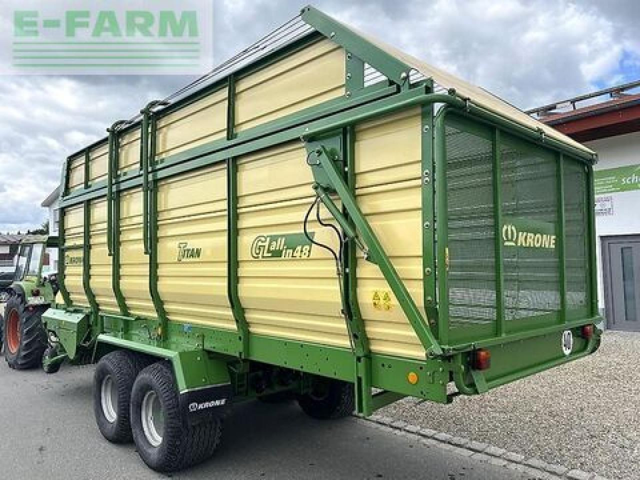 Krone titan 6/48 gl all in - ein großer schwingen-lade - Remorcă autobasculantă agricolă: Foto 3 Krone titan 6/48 gl all in - ein großer schwingen-lade - Remorcă autobasculantă agricolă: Foto 3