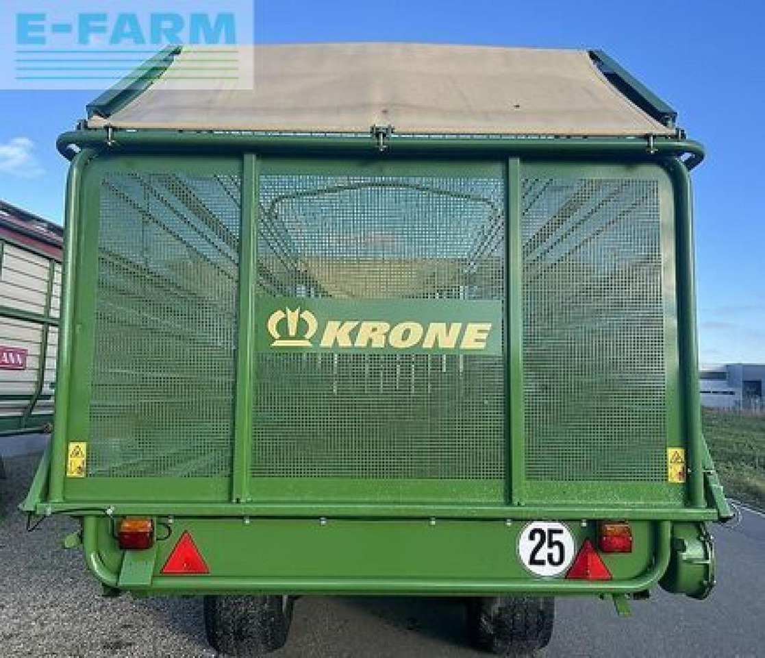 Krone titan 6/48 gl all in im guten zustand - mit zusä - Remorcă autobasculantă agricolă: Foto 5 Krone titan 6/48 gl all in im guten zustand - mit zusä - Remorcă autobasculantă agricolă: Foto 5