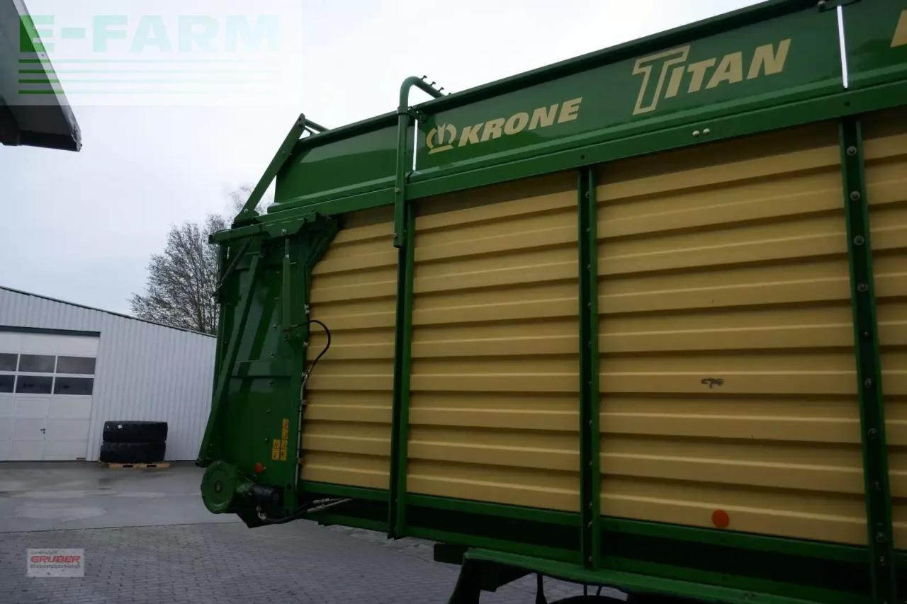 Krone titan r/54 gl - Remorcă cu autoincarcare: Foto 4 Krone titan r/54 gl - Remorcă cu autoincarcare: Foto 4