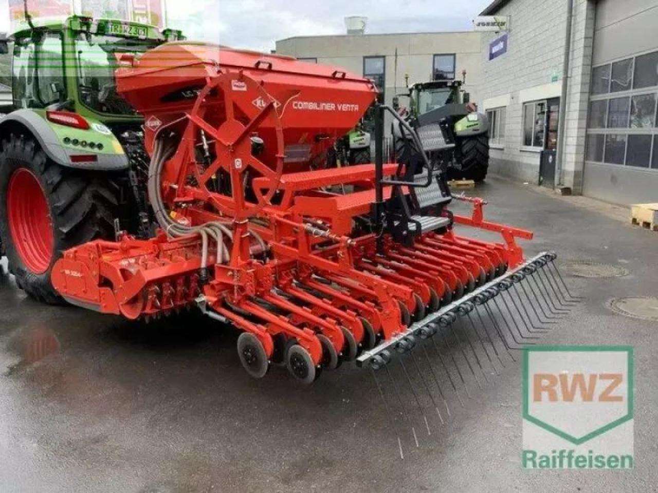 Kuhn combiliner venta lc302 (55+10,2 ha) - Semănătoare de precizie: Foto 2 Kuhn combiliner venta lc302 (55+10,2 ha) - Semănătoare de precizie: Foto 2