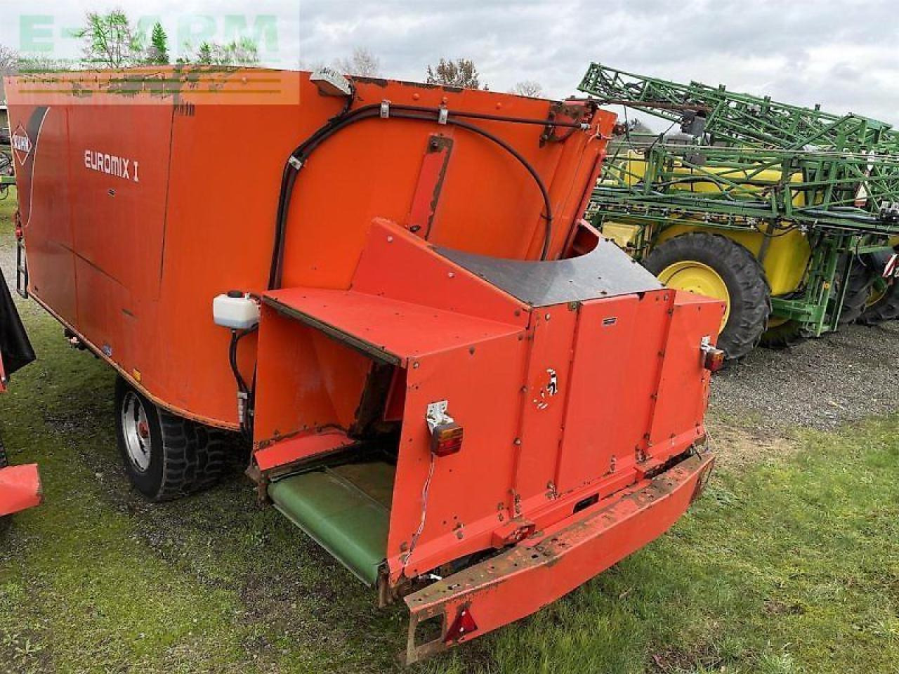 Kuhn euromix 1 1880 - Utilaje de creştere vite: Foto 3 Kuhn euromix 1 1880 - Utilaje de creştere vite: Foto 3