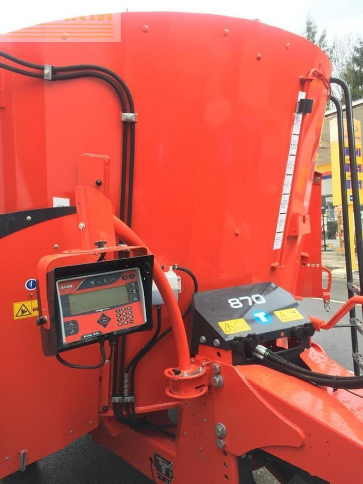 Kuhn euromix 870 - Utilaje de creştere vite: Foto 5 Kuhn euromix 870 - Utilaje de creştere vite: Foto 5