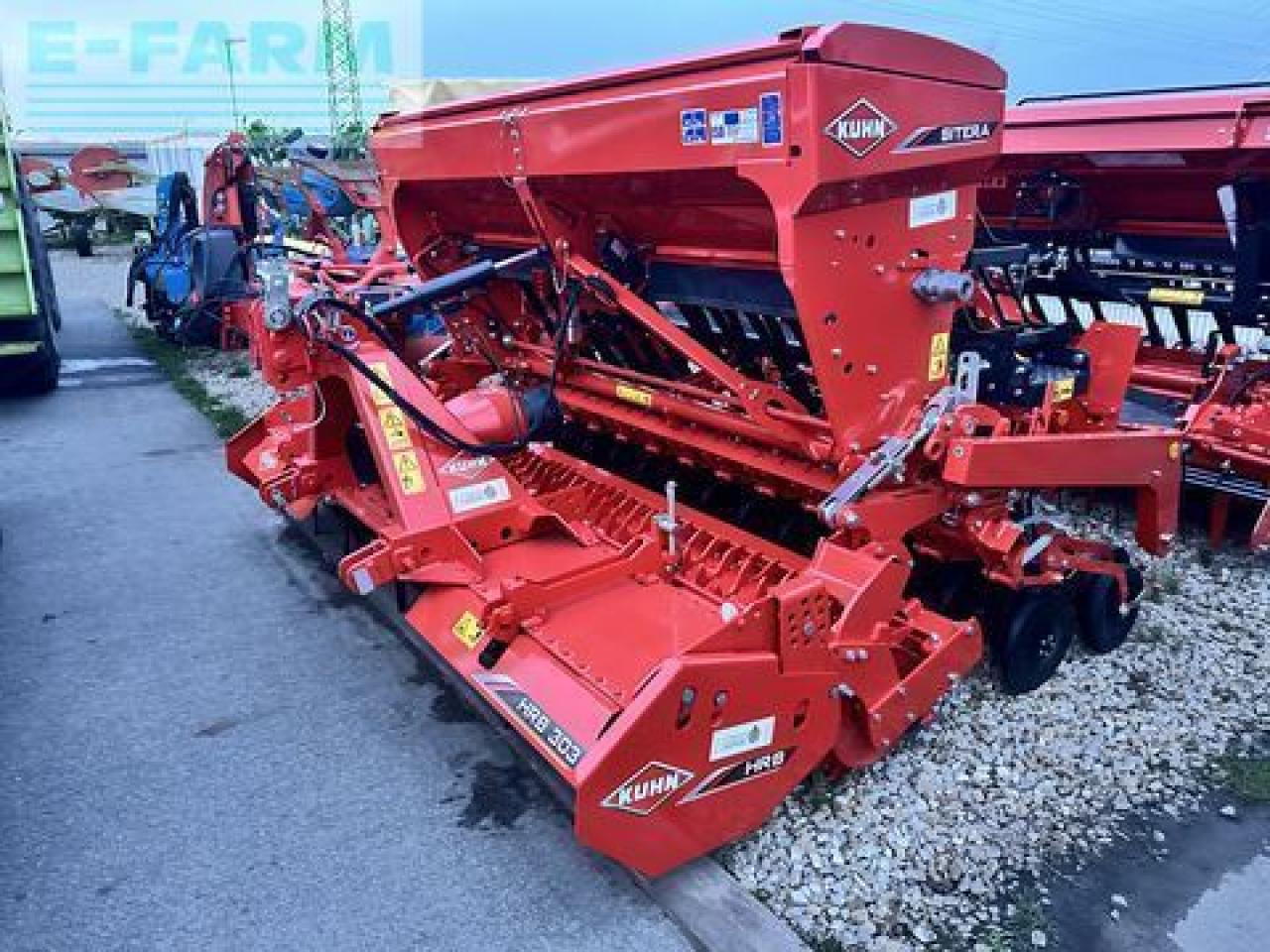 Kuhn hrb 303 + sitera 330 - Semănătoare combinată: Foto 1 Kuhn hrb 303 + sitera 330 - Semănătoare combinată: Foto 1