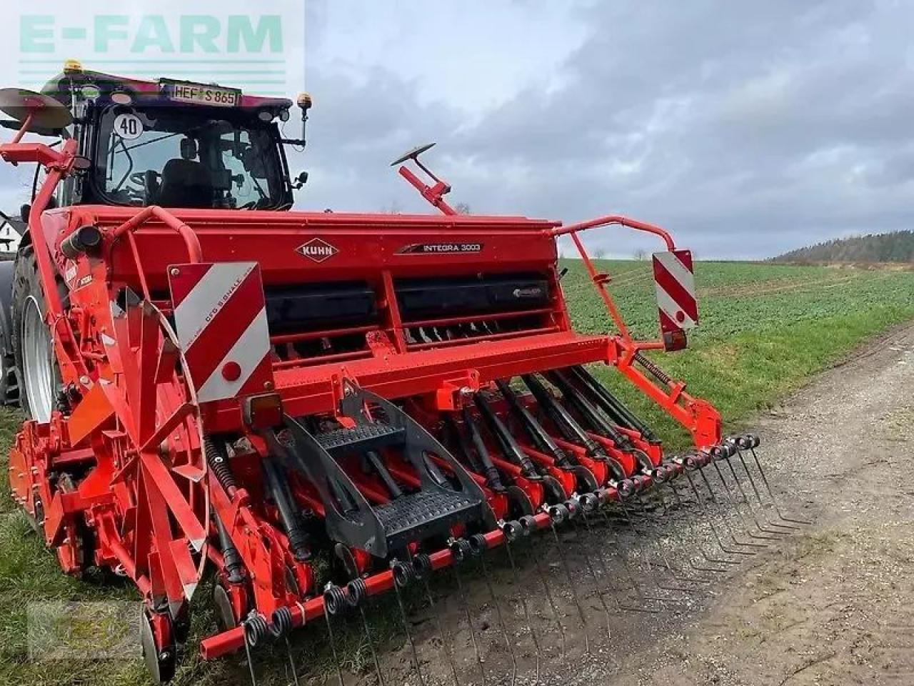 Kuhn integra 3003 sd - Semănătoare combinată: Foto 1 Kuhn integra 3003 sd - Semănătoare combinată: Foto 1