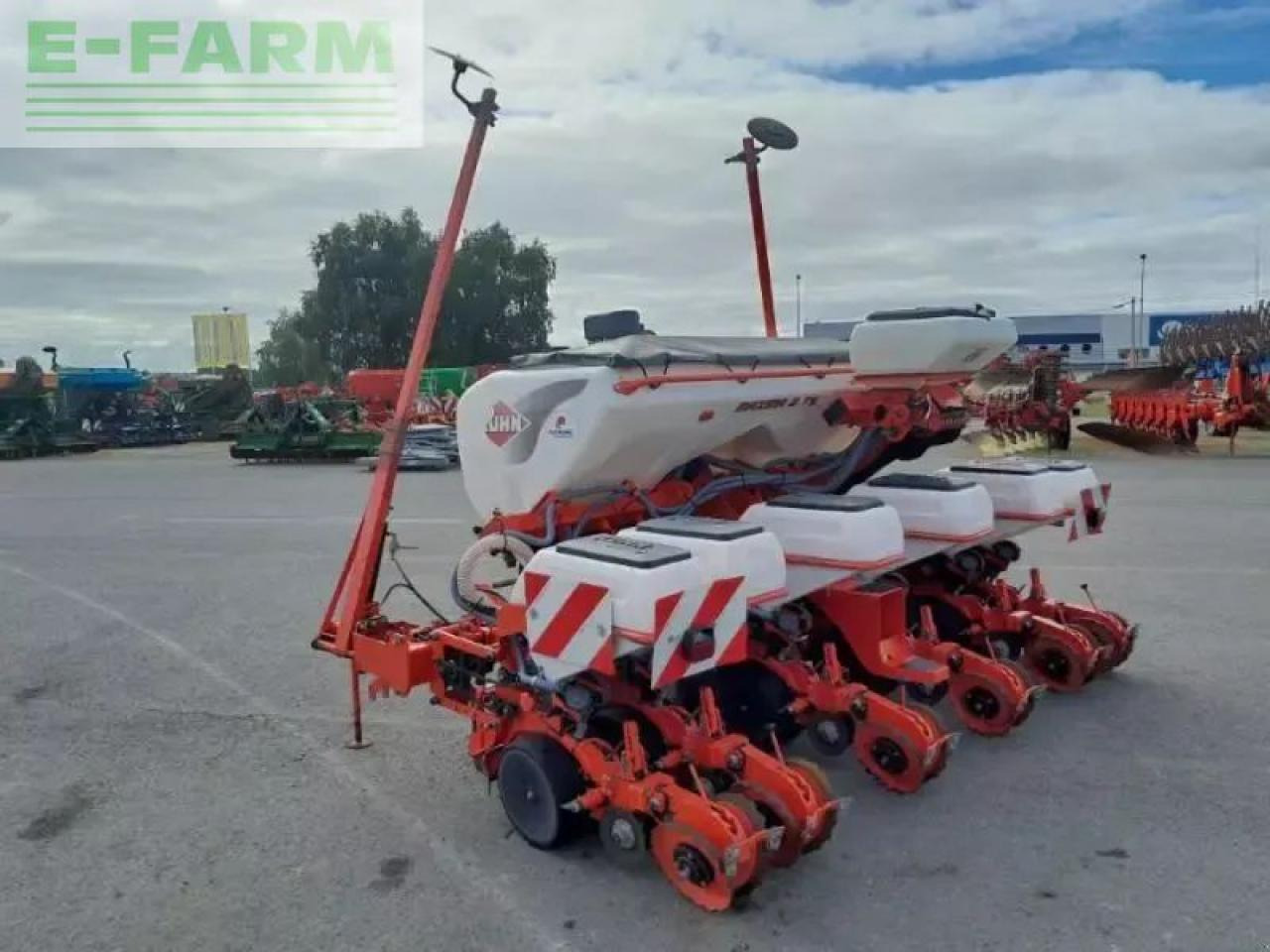 Kuhn maxima2 - Semănătoare de precizie: Foto 1 Kuhn maxima2 - Semănătoare de precizie: Foto 1