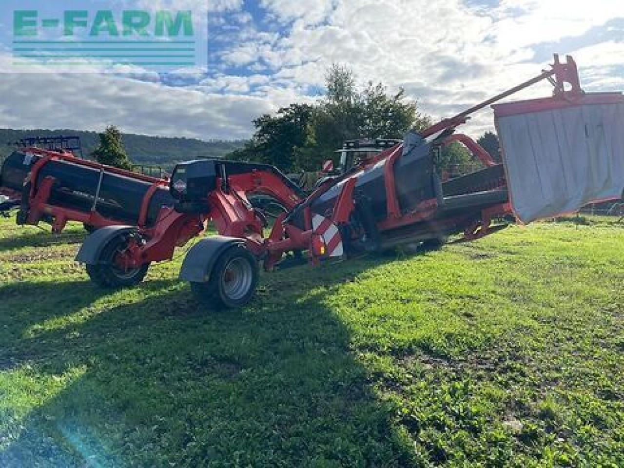 Kuhn merge maxx 950 - Maşină de întors fânul: Foto 2 Kuhn merge maxx 950 - Maşină de întors fânul: Foto 2