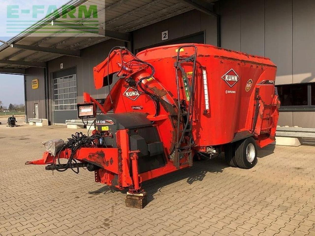 Kuhn profile plus 16.2 ds - Utilaje de creştere vite: Foto 1 Kuhn profile plus 16.2 ds - Utilaje de creştere vite: Foto 1