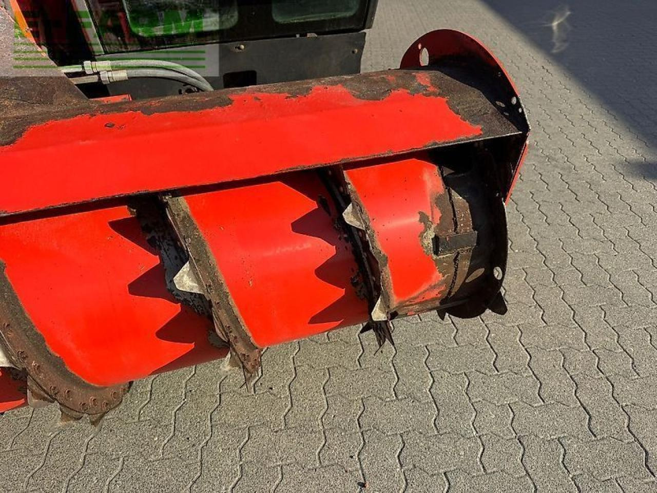 Kuhn spv 14m3 - Utilaje de creştere vite: Foto 3 Kuhn spv 14m3 - Utilaje de creştere vite: Foto 3