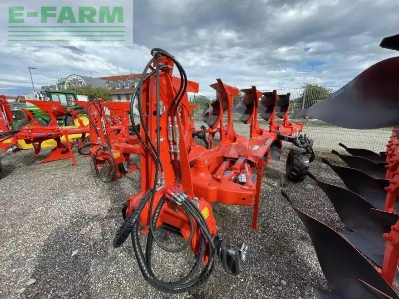 Kuhn varimaster 153 4e5t - Plug: Foto 2 Kuhn varimaster 153 4e5t - Plug: Foto 2