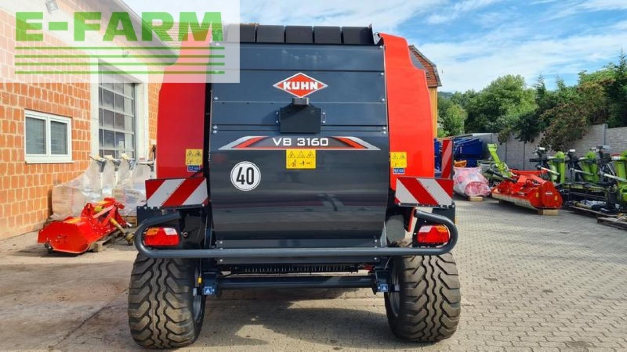Kuhn vb 3160 oc 14 - 14 messer schneidwerk, isobus, 2. riemenantrieb, high silage satz - Presă baloţi dreptunghiulari: Foto 4 Kuhn vb 3160 oc 14 - 14 messer schneidwerk, isobus, 2. riemenantrieb, high silage satz - Presă baloţi dreptunghiulari: Foto 4