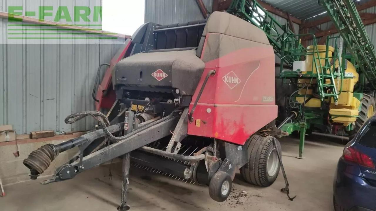 Kuhn vb2255 - Presă baloţi dreptunghiulari: Foto 1 Kuhn vb2255 - Presă baloţi dreptunghiulari: Foto 1