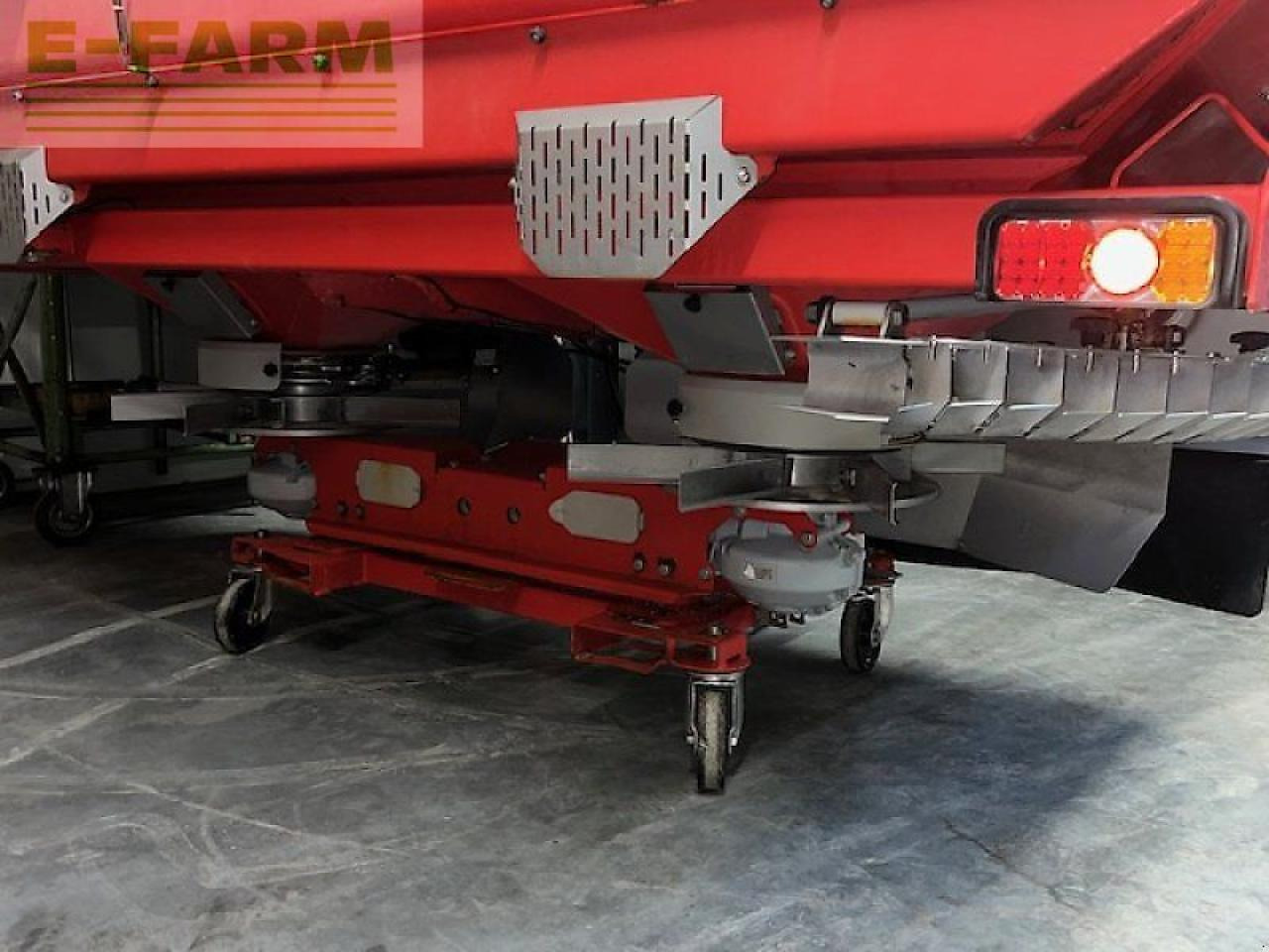 Kverneland exacta tl geospread - Imprastietor îngrăşăminte: Foto 4 Kverneland exacta tl geospread - Imprastietor îngrăşăminte: Foto 4