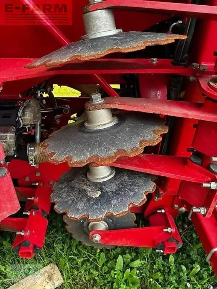 Kverneland u drill 6001 demomaschine - Semănătoare combinată: Foto 2 Kverneland u drill 6001 demomaschine - Semănătoare combinată: Foto 2