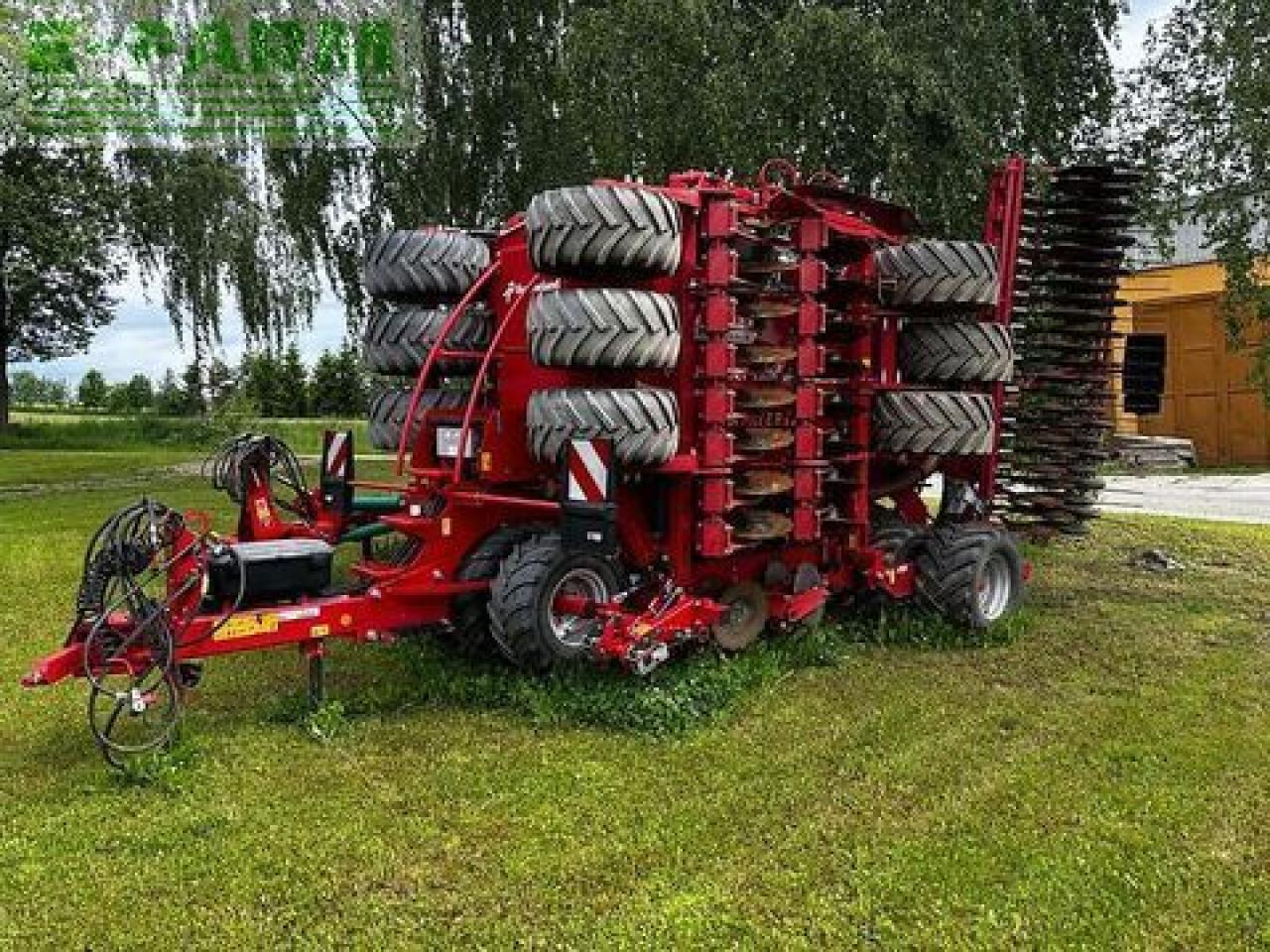 Kverneland u drill 6001 demomaschine - Semănătoare: Foto 1 Kverneland u drill 6001 demomaschine - Semănătoare: Foto 1