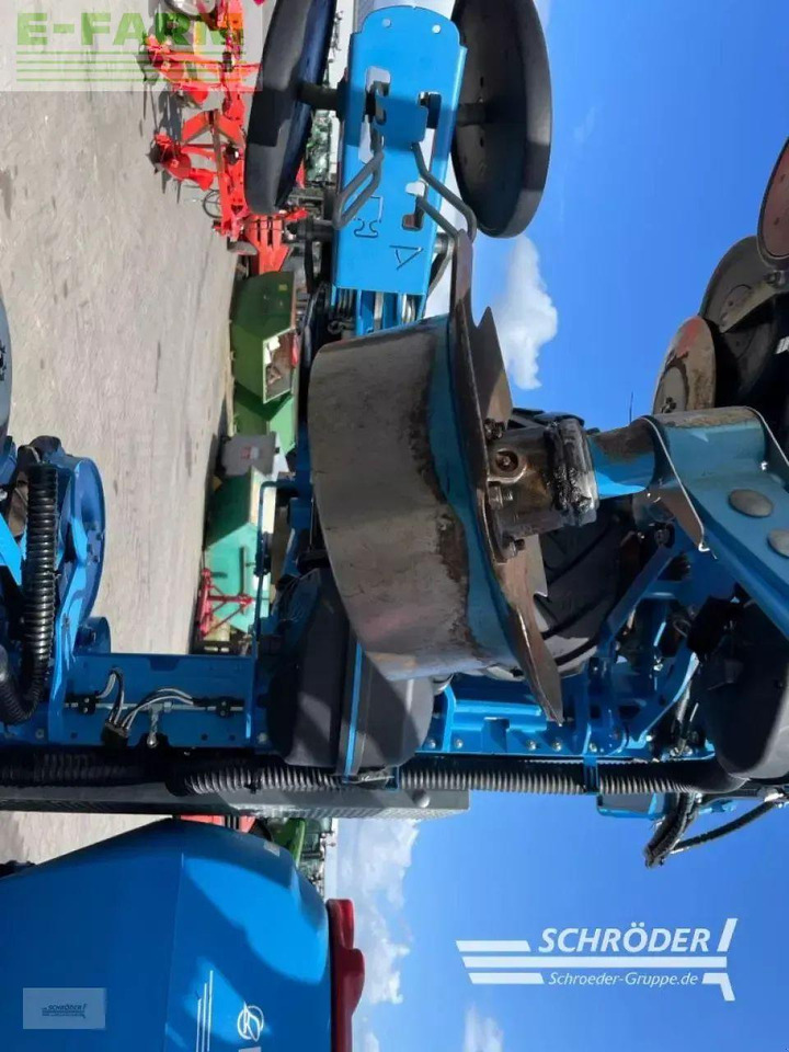Lemken azurit 9/8.75 k d + solitair 23/1900 - Semănătoare de precizie: Foto 2 Lemken azurit 9/8.75 k d + solitair 23/1900 - Semănătoare de precizie: Foto 2
