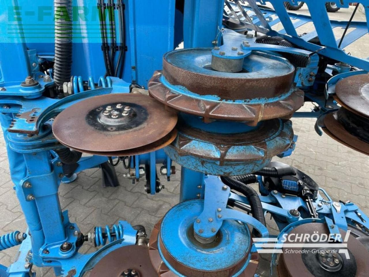 Lemken solitair 23/1900 / azurit 9/8.75 k d - Semănătoare de precizie: Foto 2 Lemken solitair 23/1900 / azurit 9/8.75 k d - Semănătoare de precizie: Foto 2