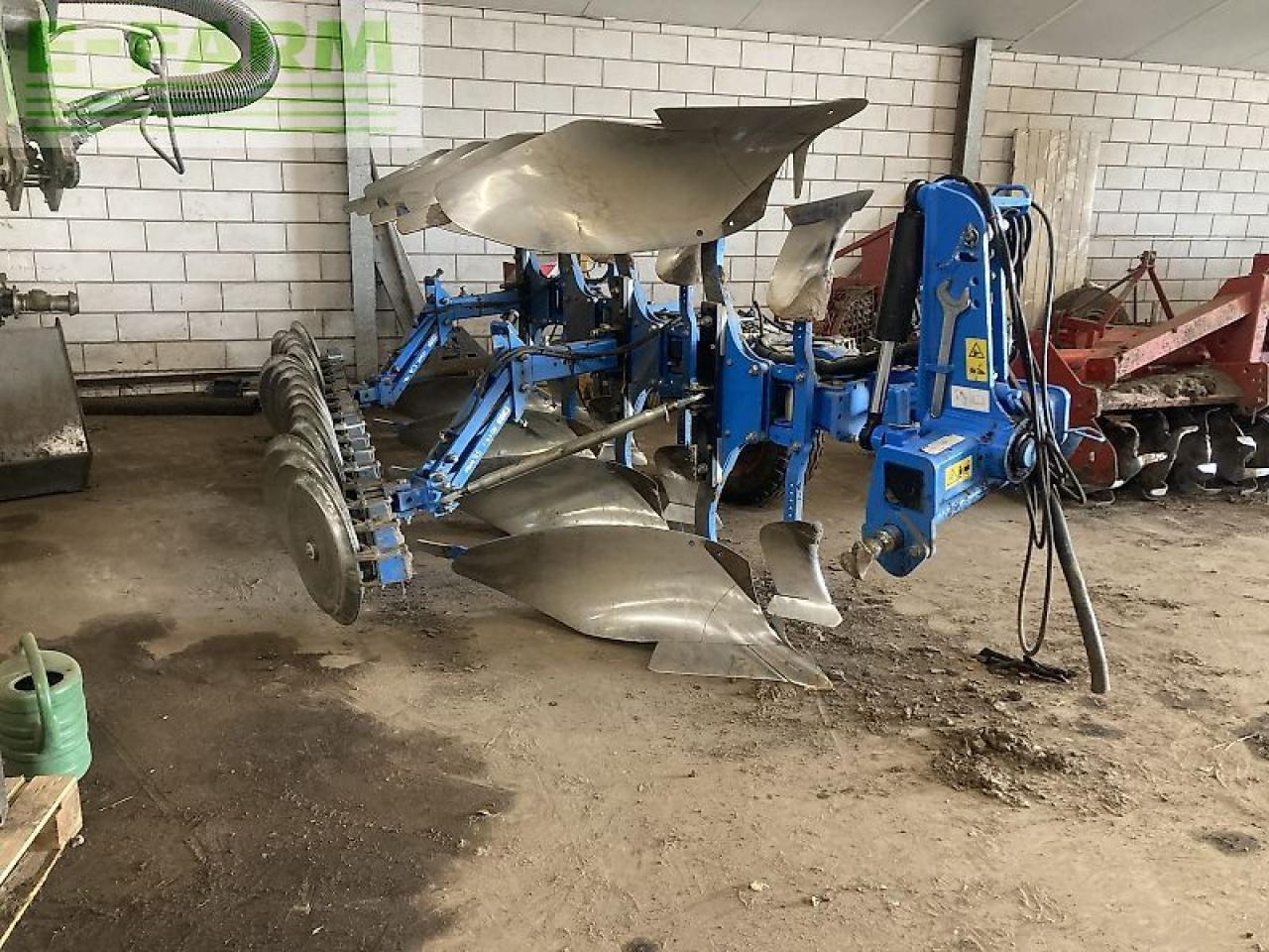 Lemken variopal 7 4 schaar met cappon bereider. - Plug: Foto 1 Lemken variopal 7 4 schaar met cappon bereider. - Plug: Foto 1