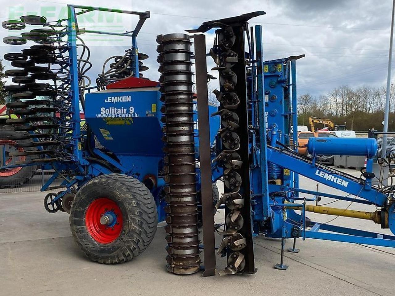 Lemken zirkon 9/600 ka + solitair 9/600 ka-ds - Semănătoare: Foto 4 Lemken zirkon 9/600 ka + solitair 9/600 ka-ds - Semănătoare: Foto 4