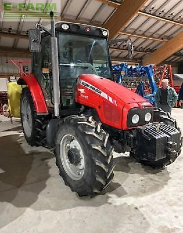Massey Ferguson 5445 - Tractor agricol: Foto 1 Massey Ferguson 5445 - Tractor agricol: Foto 1