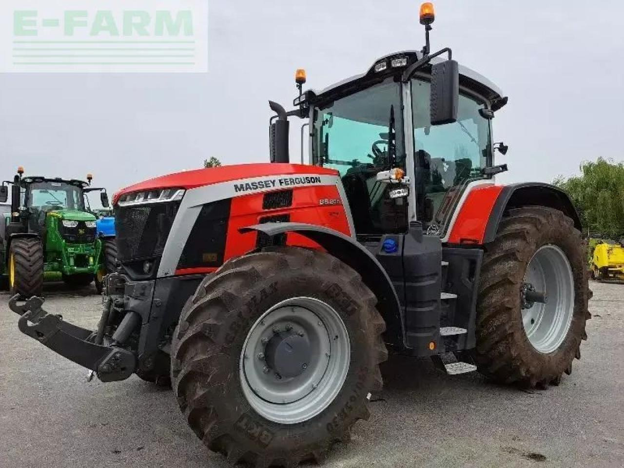 Massey Ferguson 8s.205 - Tractor agricol: Foto 1 Massey Ferguson 8s.205 - Tractor agricol: Foto 1