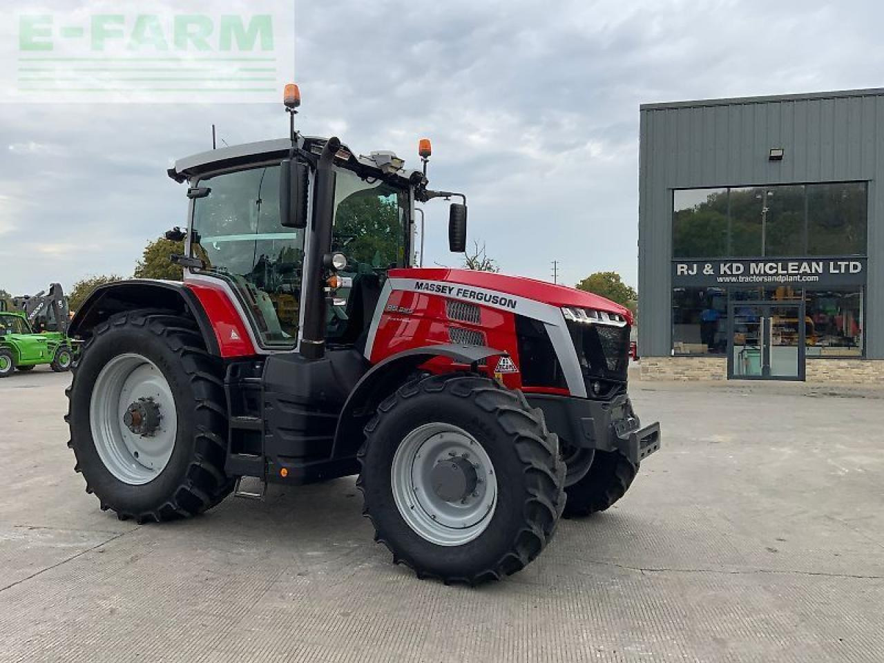 Massey Ferguson 8s.225 dyna e power tractor (st24558) - Tractor agricol: Foto 2 Massey Ferguson 8s.225 dyna e power tractor (st24558) - Tractor agricol: Foto 2