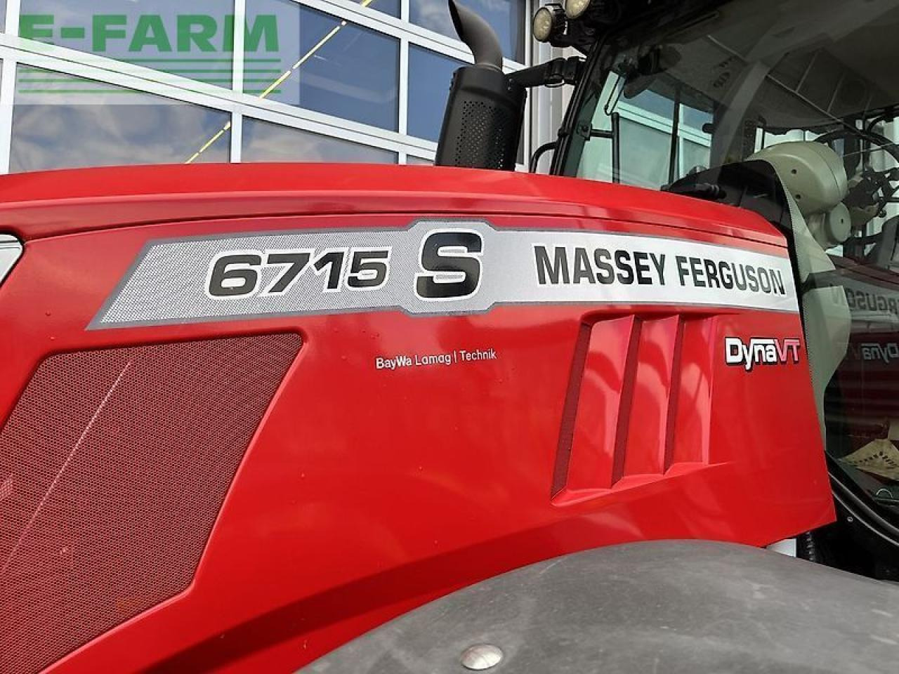 Tractor agricol Massey Ferguson mf 6715 s dyna-vt exclusive Exclusive: Foto 12 Tractor agricol Massey Ferguson mf 6715 s dyna-vt exclusive Exclusive: Foto 12